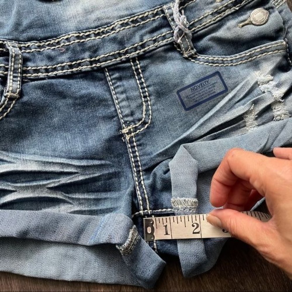 Almost Famous Denim Short Overalls Size 3 - Picture 7 of 10